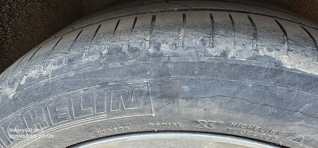 你们的十代雅阁换轮胎了吗
我是19年18款十代雅阁豪华版，原车胎是米其林浩悦3S