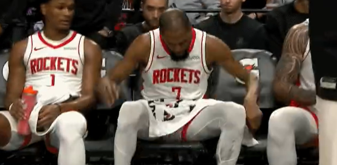 杜兰特喘息两分钟，火箭崩盘十三分：一支球队的“衰老依赖症”