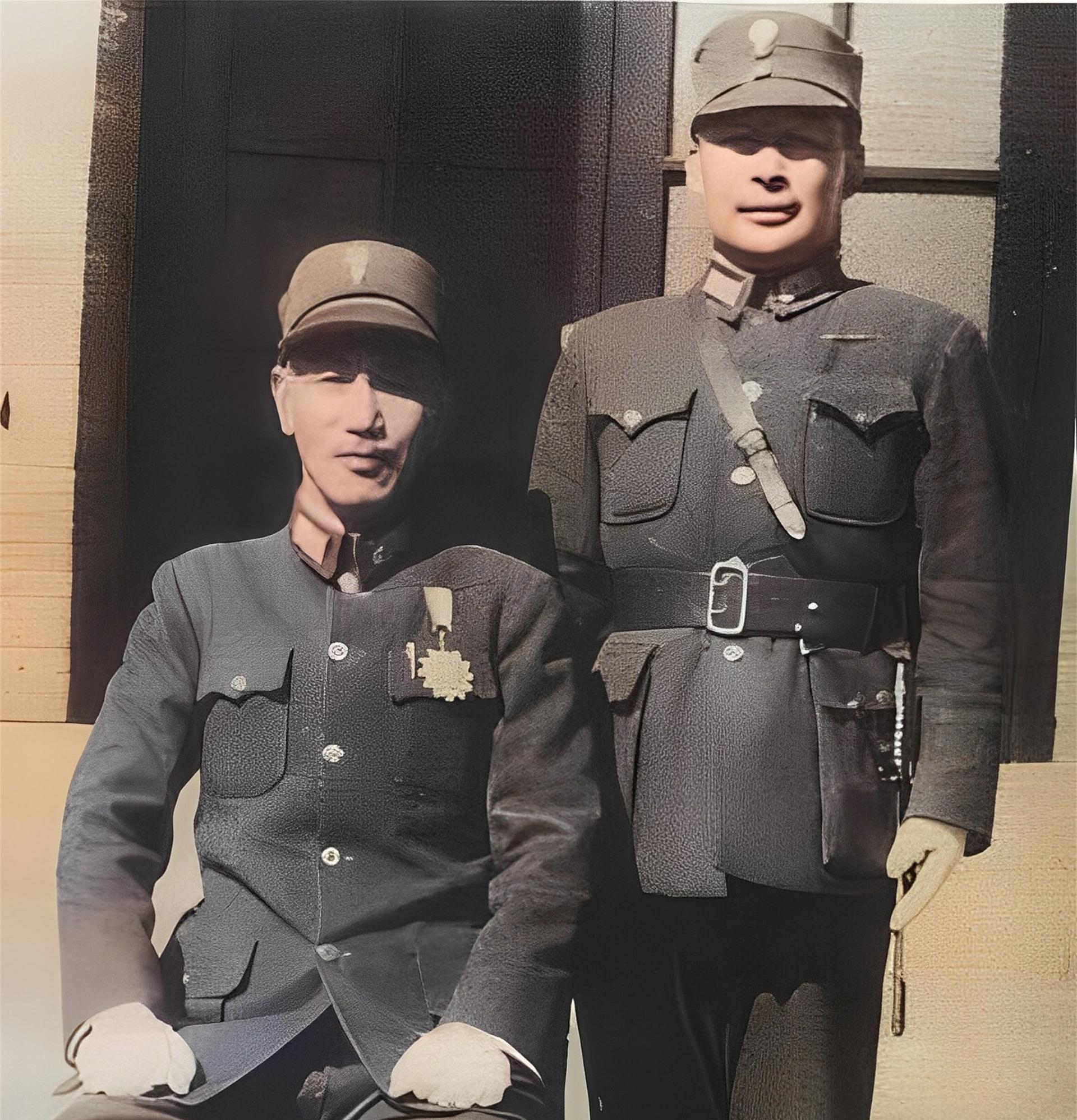 1962年，蒋介石前去探望病重的胡宗南，胡宗南跟蒋介石抱怨：“台湾真的没意思！”