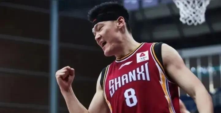 官宣！张宁与山西男篮完成三年顶薪合同！
今天上午，山西汾酒职业篮球俱乐部官方宣布