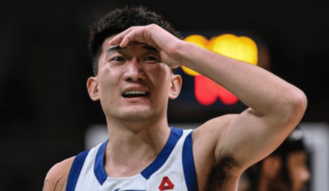 郭士强眼光老辣，王岚钦对阵广厦完全打爆孙铭徽，半场9分超过孙总全场7分，杨鸣带残