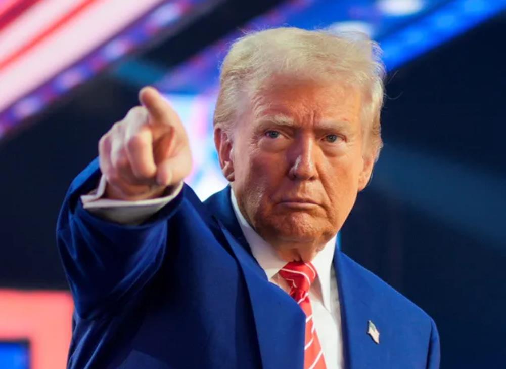 “如果美国政客继续自我感觉良好，并未因中国科技赶超与加州大火的教训而警醒，那么美