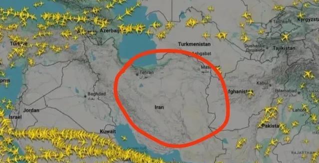 伊朗上空被“清空”
今天，以色列罕见对伊朗发起空袭，炸毁伊朗数十处核设施，伊朗核