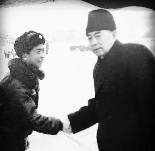 航线上的坚守：1965年周总理的“规矩”一课
1965年3月11日，周总理乘机自