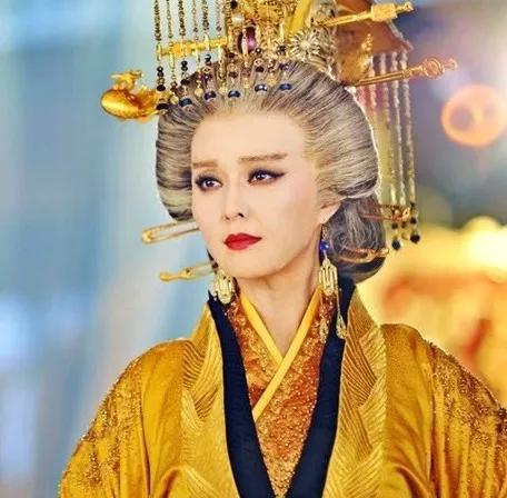 “权力的游戏：武则天登基背后的惊人阴谋与不为人知的真相”
在中国历史的长河中，武
