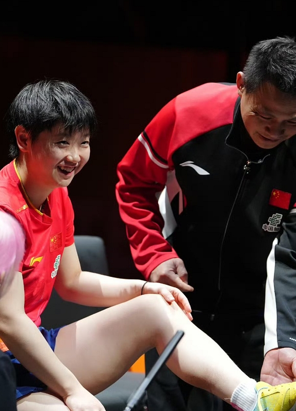 孙颖莎是今年国乒唯一没有输外战的选手，打到今天总决赛成为唯一兼项选手。27小时五