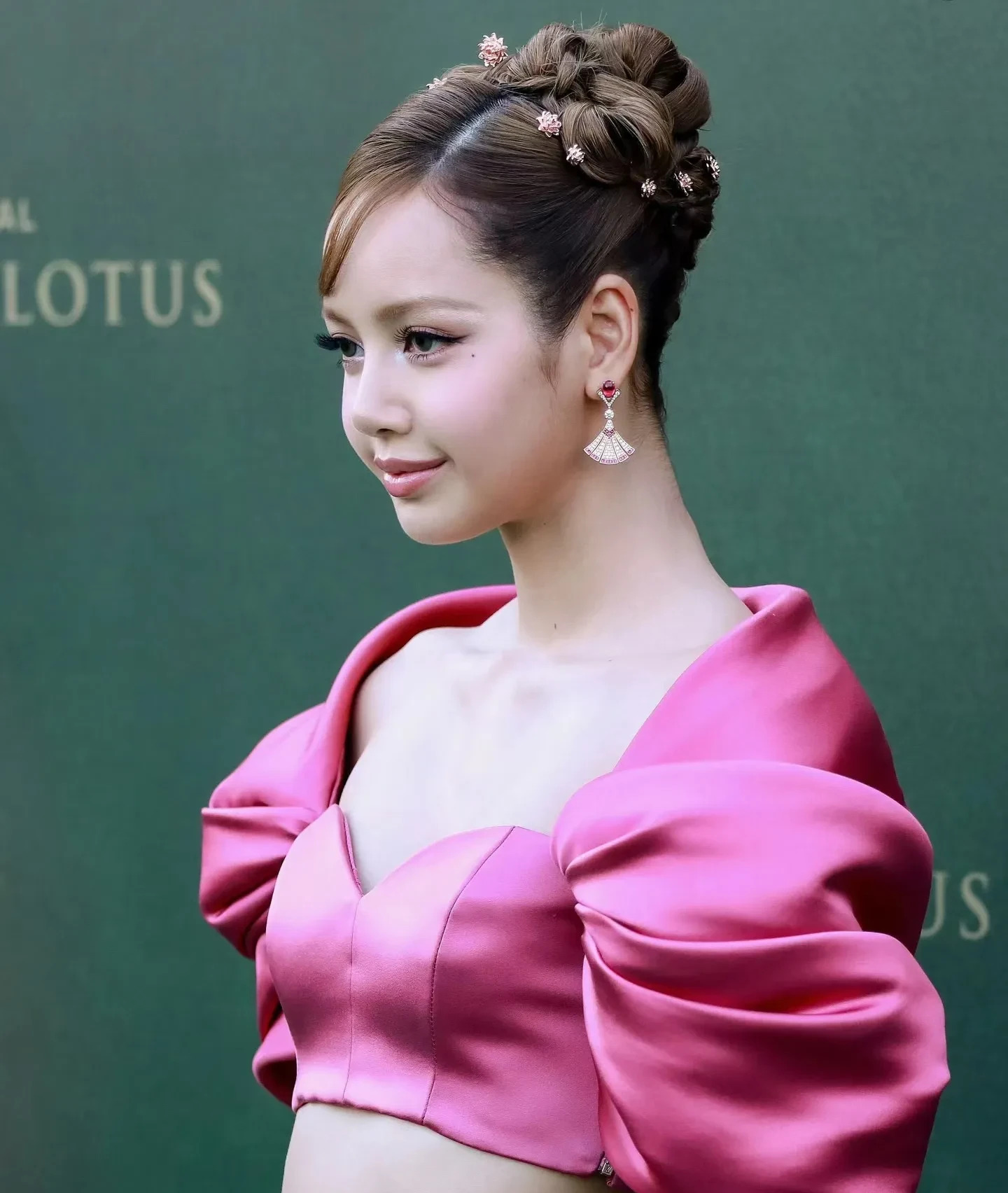 金珍妮Lisa颜值身材对比











怎么回事！这俩美女，一个甜美可
