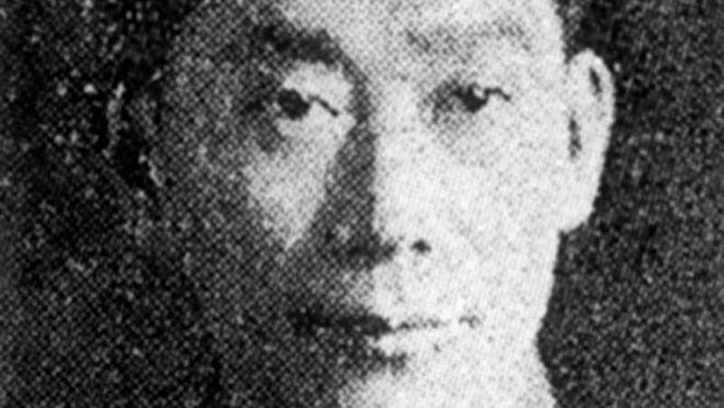 常德会战时，他带领仅存的50多名士兵，向日军反向发起了决死冲锋