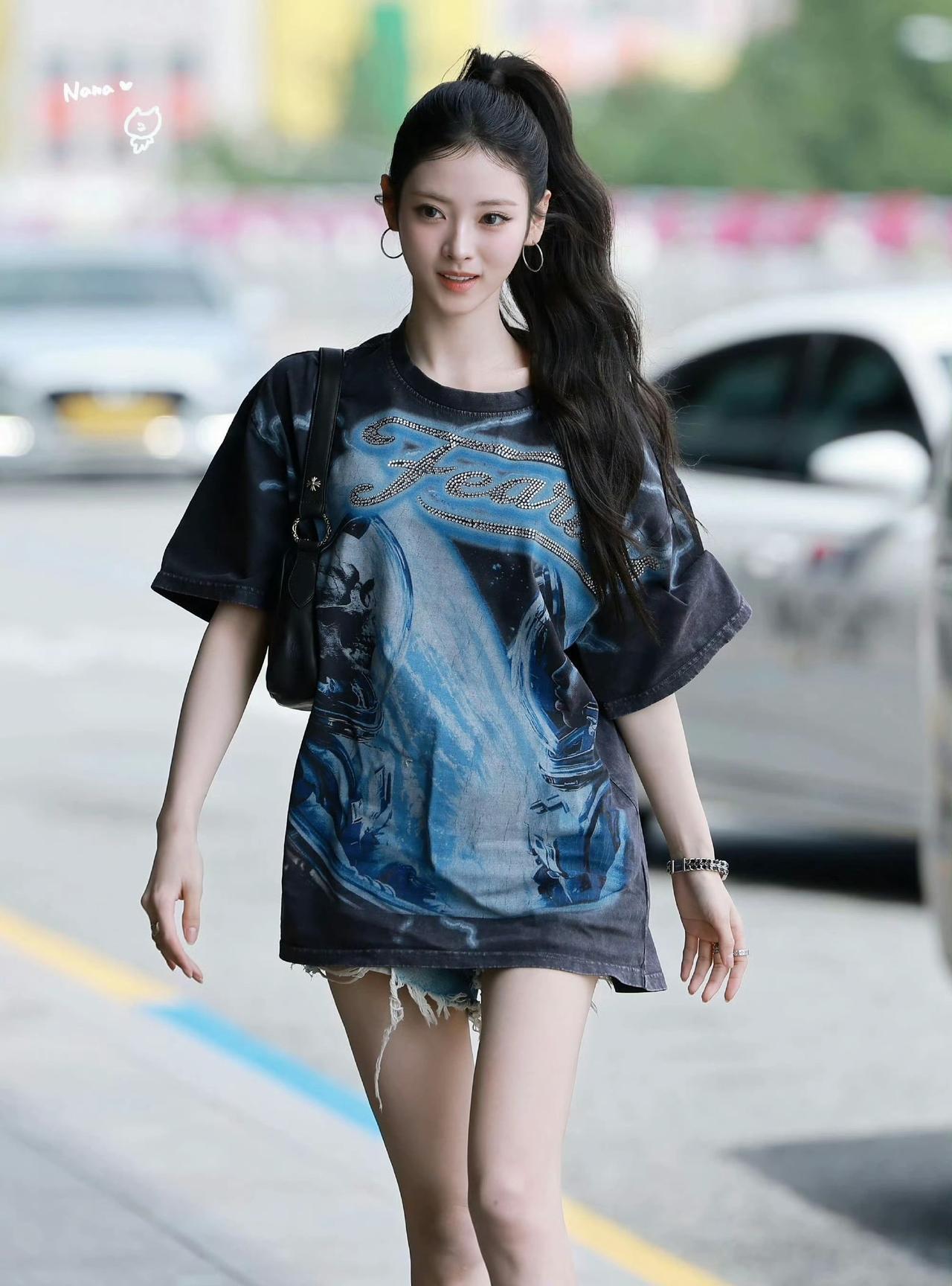 哇！安利新美女！
这真是路上遇到会忍不住回头看的美女啊～
安娜-田中杏奈
这种淡