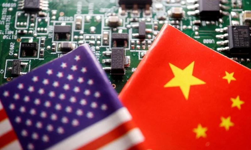 中国太难对付了！
美国智库大西洋理事会研究员宋文笛称，中国因手握“稀土牌”而立场