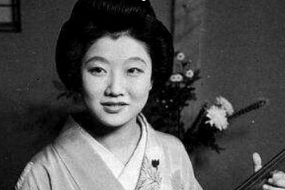 1945年，抗日老兵刘运达娶了日本女战俘大宫静子，然而，30年后，妻子真实身份曝