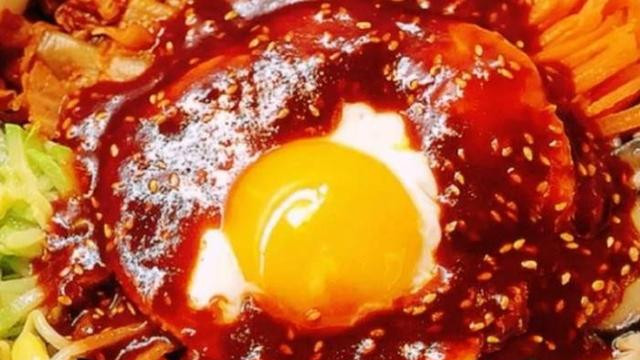 韩式拌饭：家常美味与温暖人心的完美结合