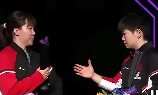 横滨冠军赛的男女冠军，
来到瑞满都是止步八强，
张本被安宰贤阻击，
陈幸同被温特
