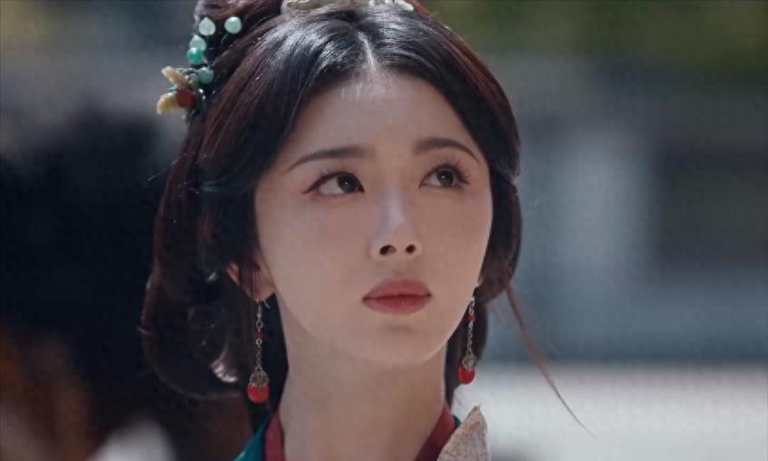 《折腰》郑楚玉暴死：全员恶人，她咋就成“背锅侠”啦！
家人们呐，2025年这娱乐