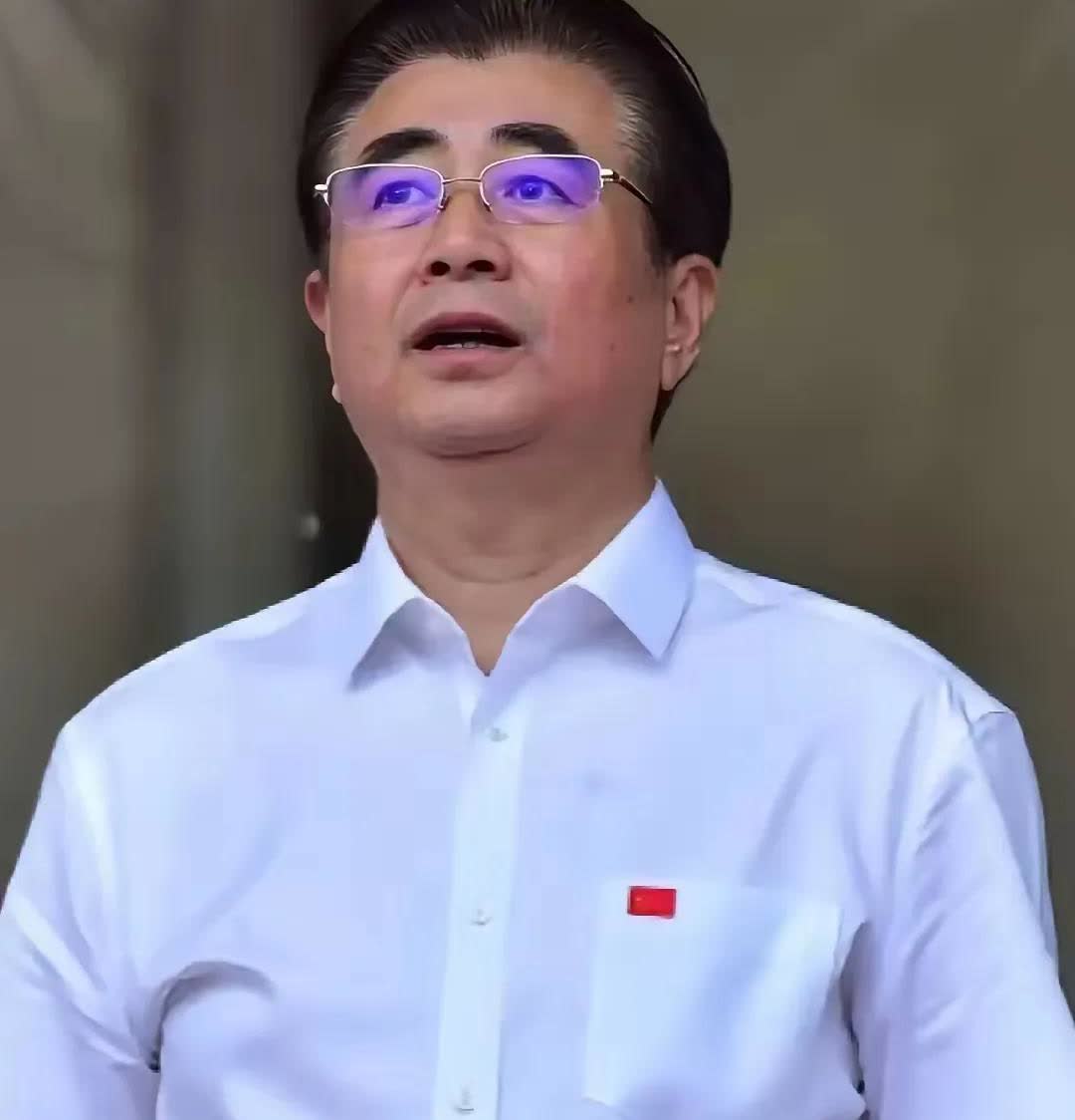 国足现在估计在颤抖了。
才打完世界杯预选赛，又传出球迷发起全面抵制，连赞助商产