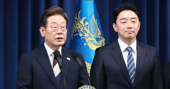 韩国总统府：过劳魔咒又来了











韩国总统府好像中了邪，新总统上