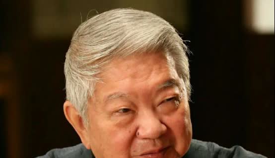 说的真对！香港“老不正经”才子蔡澜谈“女人”一针见血，他说：一个女人能不能交往，