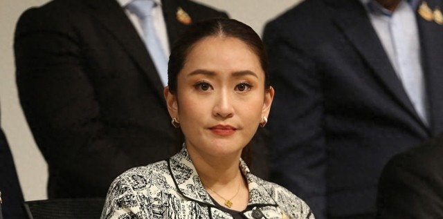 泰国国王权力大到你无法想象











泰国国王权力滔天，简直像神一样
