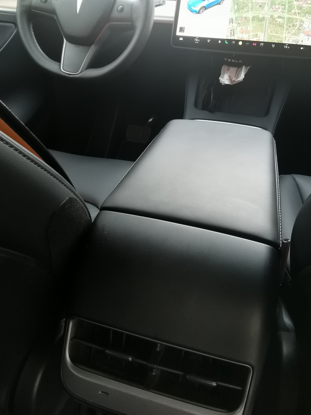 售后的解决方案简单粗暴啊
2年的Y，驾驶位座椅靠背在使用便利进出功能的时候，座椅