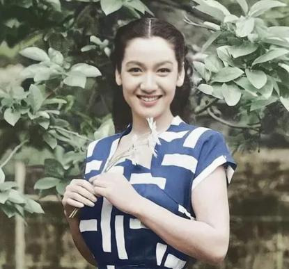 麦克阿瑟在日本那些事儿











啥？麦克阿瑟在日本当了七年“土皇帝