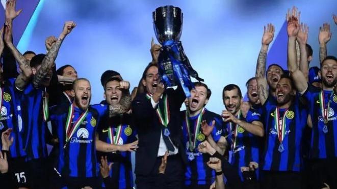 国米如何应对意超杯？阔别冠军一年半，蓝黑将士需要奖杯激励！