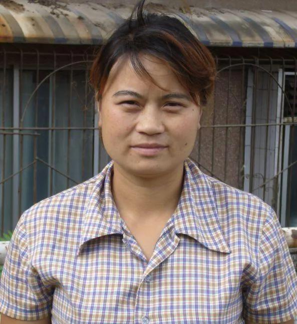 1999年，贵阳一妈妈给5岁双胞胎女儿过生日，出门买蛋糕，却一声不响的消失了。女
