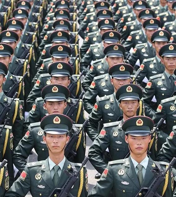 中国爱好和平，但是和平不会从天上掉下来。看看叙利亚、巴勒斯坦、伊朗，就知道战争随