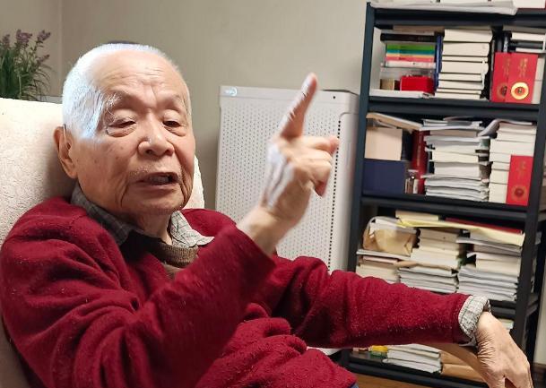 “陈晓旭就是被中医害死的！中医90%是糟粕，10%是精华！”中国科学院院士何祚庥