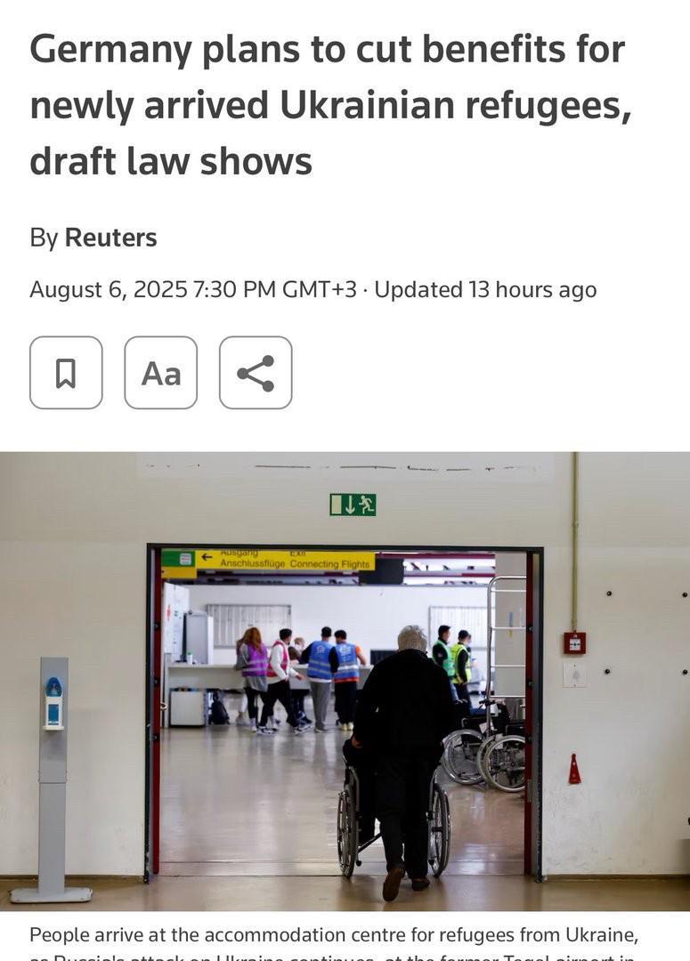 据路透社报道，德国政府正在起草一项法案，削减新抵达乌克兰人的社会福利。每位难民每
