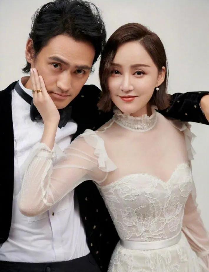 二婚”的明星，比头婚过得还幸福！
经超和小李琳，结婚11年
两人结婚到现在已经生