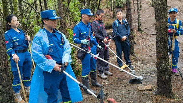 8岁男童失联13天后续：救援队员突然停更，原因曝光，等官方结果