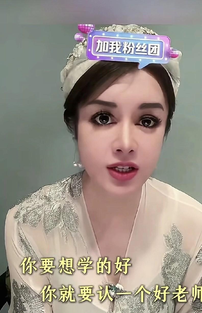 在任何一个环境里面，尽快地做到出类拔萃。
于文红说，像她这种人到了一个新的地方，