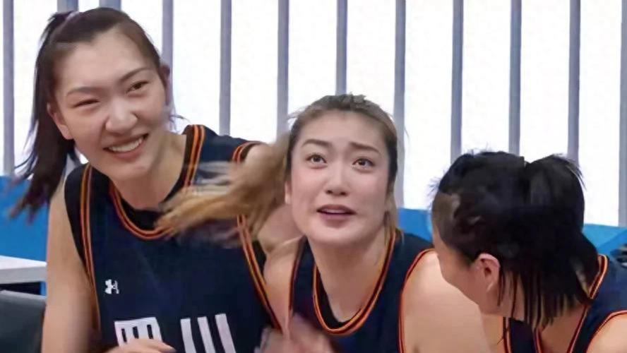 全运会四川女篮148-50山西，3人满分 2人优秀 1人及格