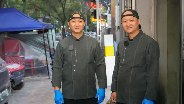 这对双胞胎兄弟扎根银川，开了家龙虾馆！