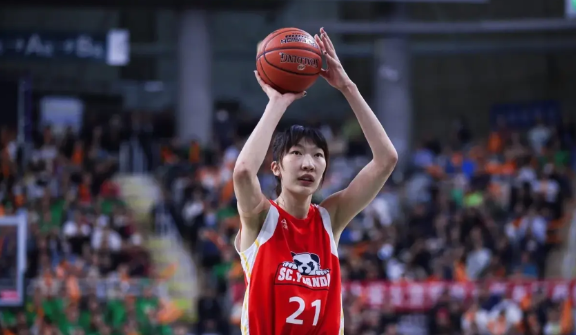 本赛季韩旭已经严重退化的！！

常规赛打了28场，场均17.4分6.2篮板2.0
