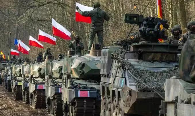 乌军打了一场库尔斯克战役，8个月时间损失兵力，超过了法国、英国、德国、波兰北约四