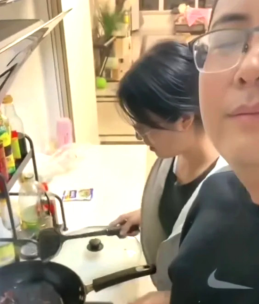 你老婆是个科学家吧