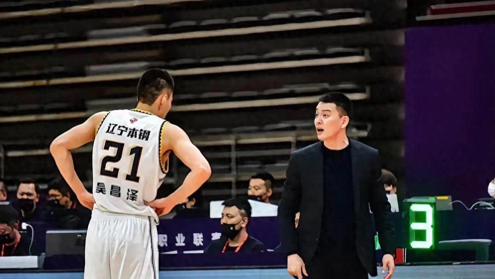 81-77，CBA四冠王又输，付豪空砍33+4，全队仅5人得分！