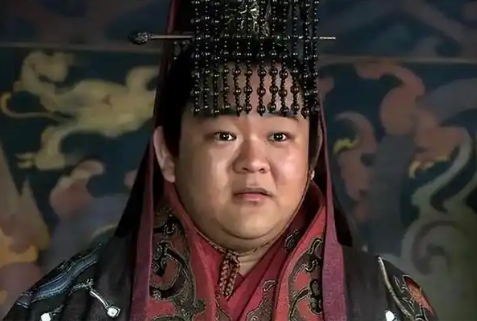 诸葛亮去世前，阿斗问了他一个问题，诸葛亮才明白他傻都是装的。
 
麻烦看官老爷们