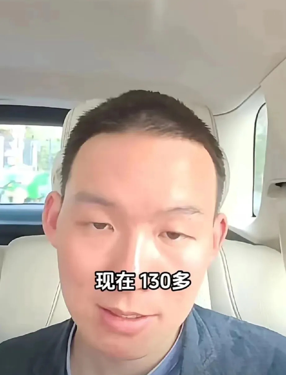 谢浩男回家被父母投喂胖了











回家才六天，谢浩男就被父母喂胖了