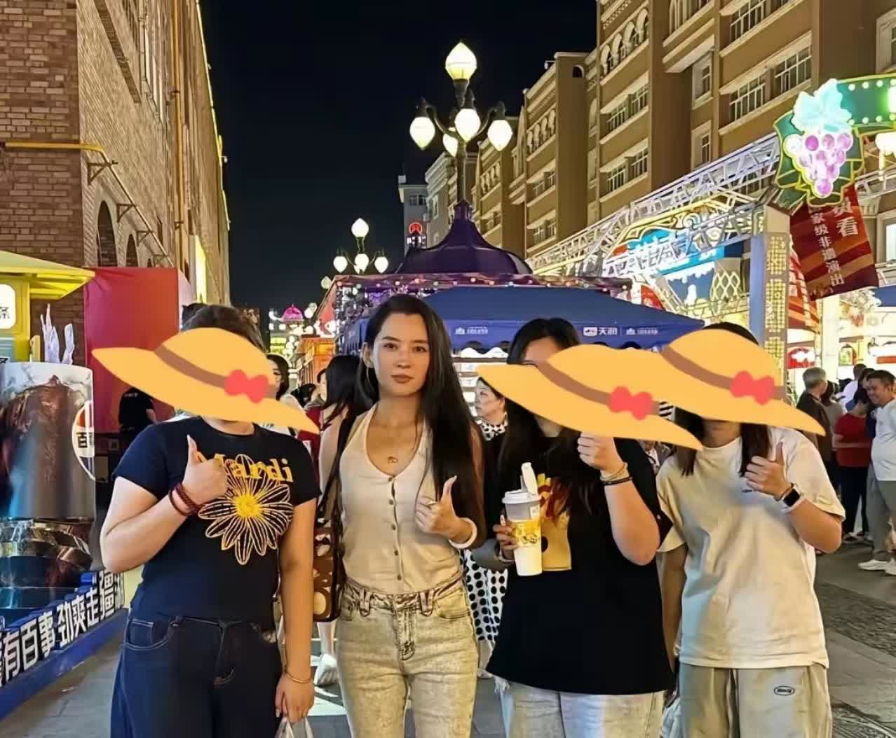 森林北没有打灯美颜滤镜的加持
果然也是个普通人
宁静说的太对了
森林北真的