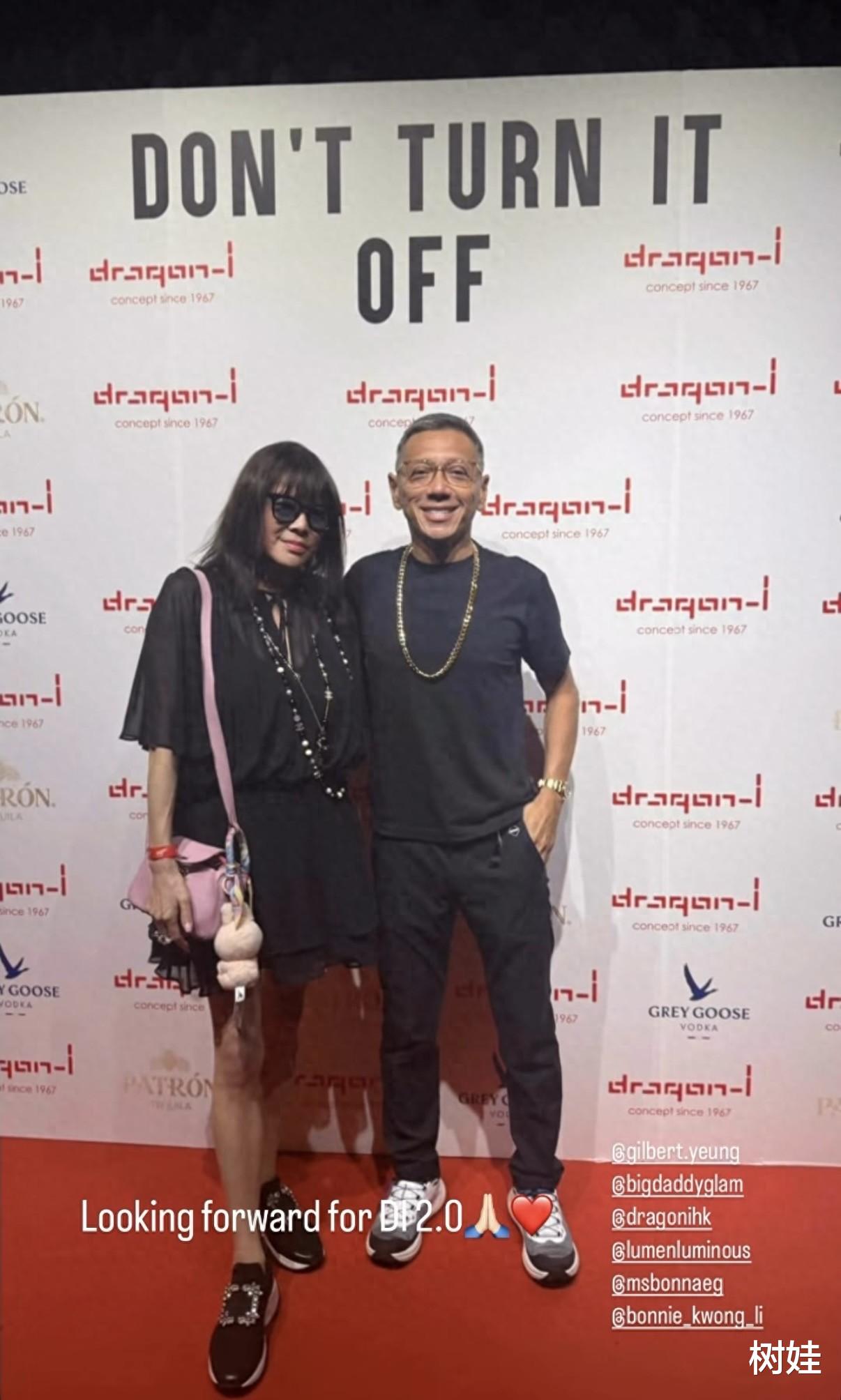 杨受成58岁长子罕见露脸，打理名下餐厅亲力亲为，满脸皱纹好沧