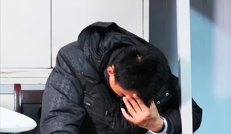 这是高手！2015年湖南，一男子意外发现，20岁儿子不是亲生的，岂料，男子不动声