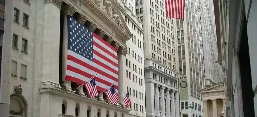 美国到底怎么了











你有没有想过，曾经不可一世的美国，如今怎么
