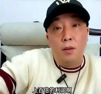 柴怼怼破防了，失算了！
他在直播间说胖东来玉石暴利，几百的玉石卖几千几万，上百倍