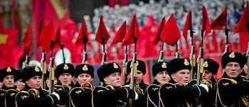 俄罗斯为啥说打就打中国不这么干











---








