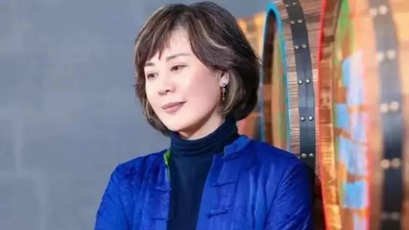 岁月无法阻挡她们的美丽：科技与保养让这些大龄女星容颜永驻