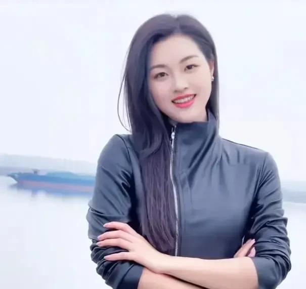 #我的生活日记#
          浮生若梦。生命中的繁华与落寞，尘世中的欢喜