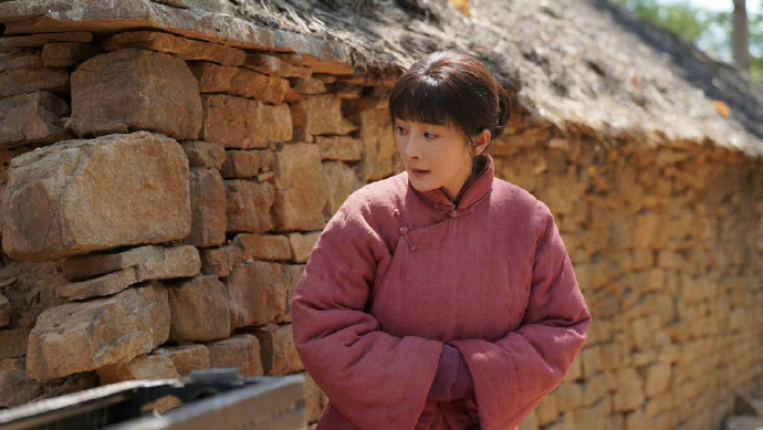 杨幂凭借《生万物》宁绣绣获第十届奇井成影评人协会电视单元最佳女演员奖