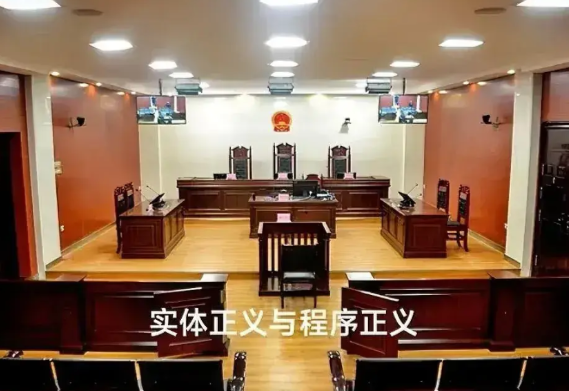 刑事错案追究责任顺序划分：

1，检察院（官）责任最大
因为，一是没有公诉就没有
